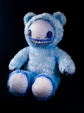 Load image into Gallery viewer, Chewmaster: FRIEND - CRYPTCRITZ Handcrafted Alien Art Doll Plush Toy for Cosmic Dreamers
