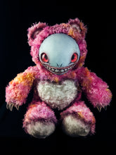Load image into Gallery viewer, Sour Sting: FRIEND - CRYPTCRITZ Handcrafted Alien Art Doll Plush Toy for Cosmic Dreamers
