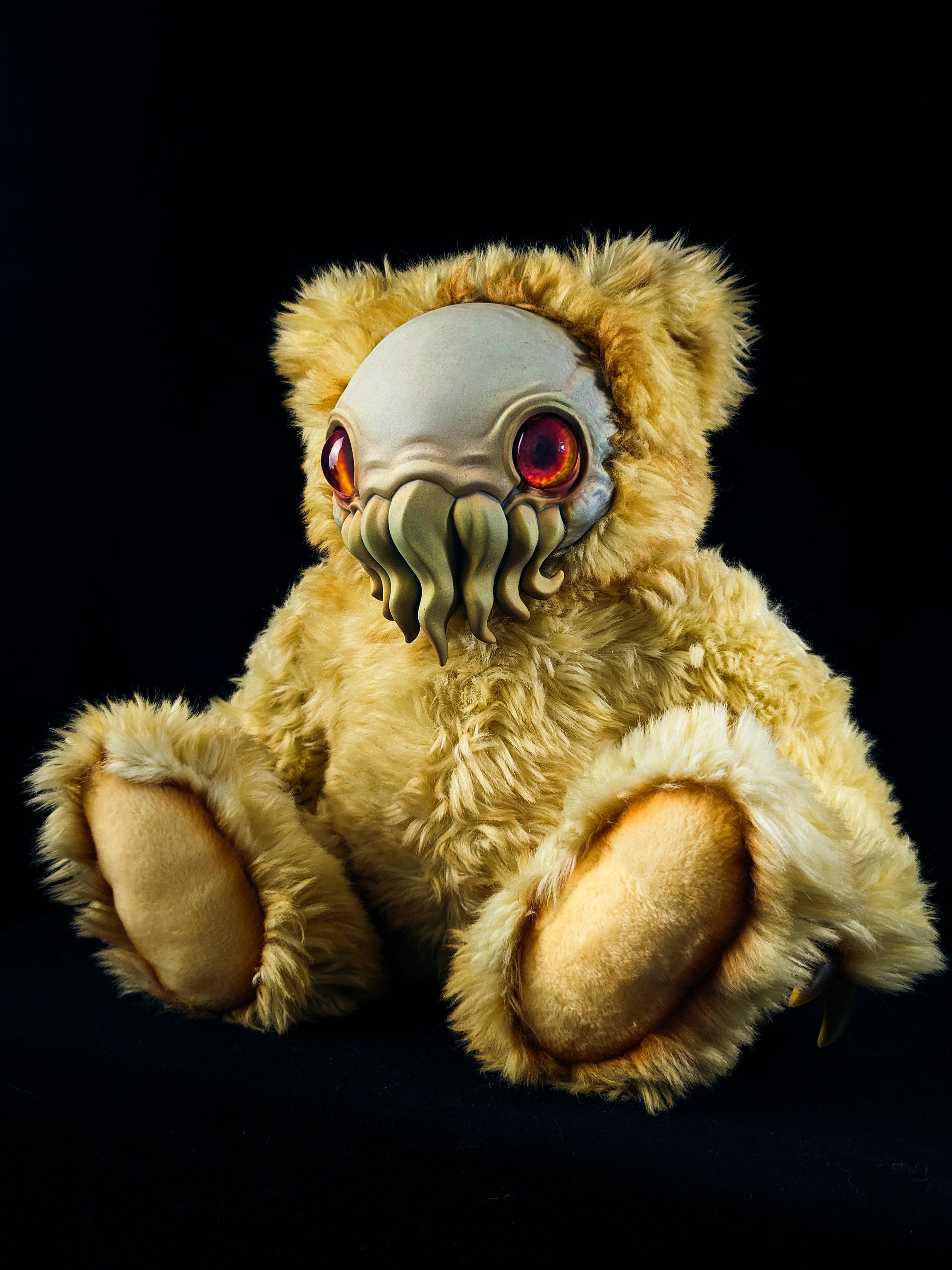 Lemon Leech: ELDINUTH - CRYPTCRITZ Handcrafted Lovecraftian Cthulhu Art Doll Plush Toy for Eldritch Entities