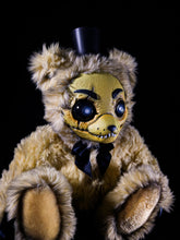 Load image into Gallery viewer, Golden Freddy: FREDBEARZ - Five Nights at Freddy&#39;s Inspired CRYPTCRITZ
