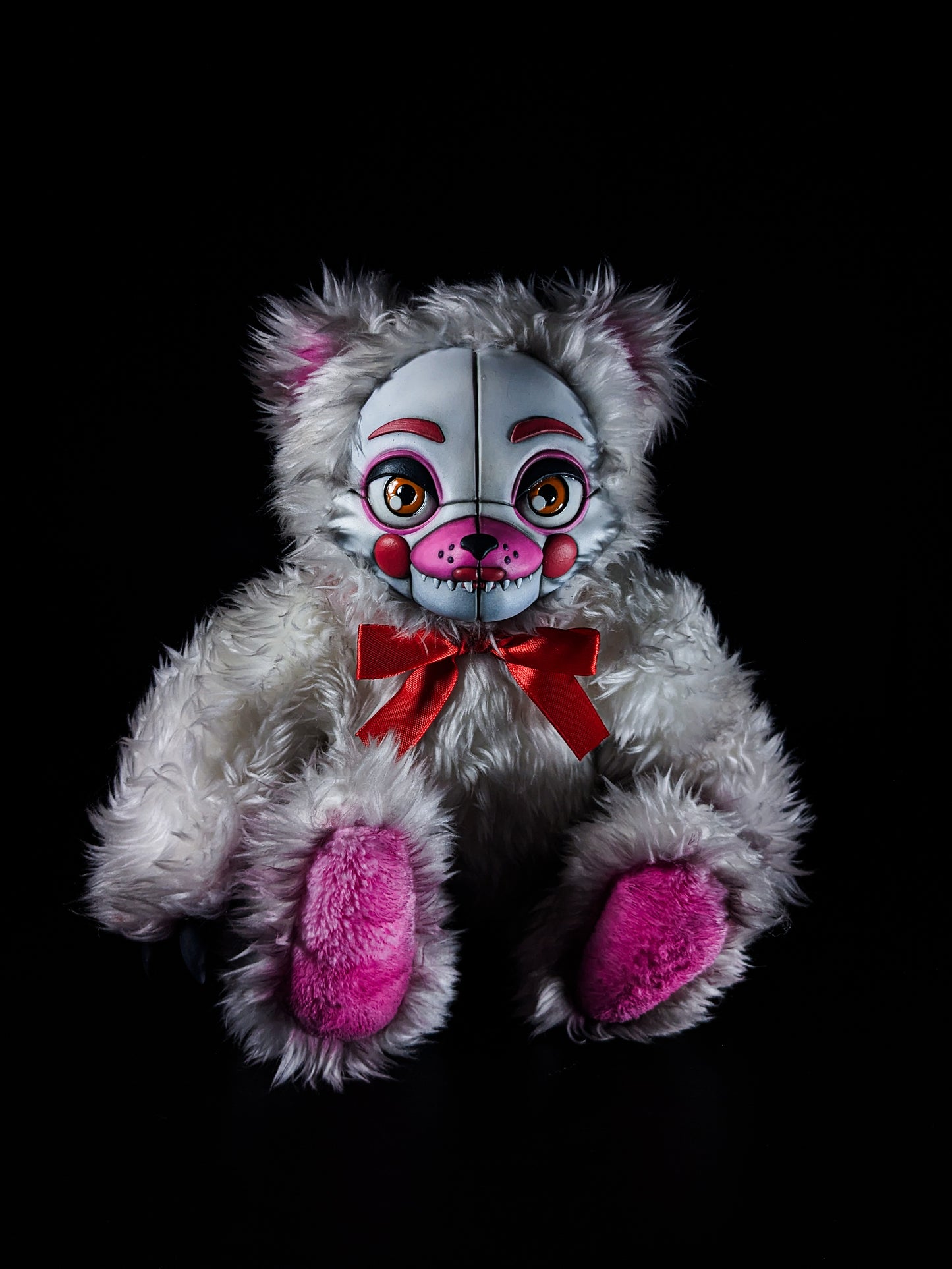 Funtime Foxy: FREDBEARZ - Five Nights at Freddy's Inspired CRYPTCRITZ