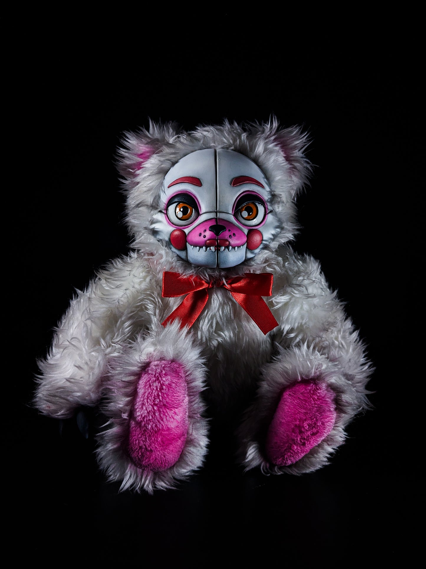 Funtime Foxy: FREDBEARZ - Five Nights at Freddy's Inspired CRYPTCRITZ