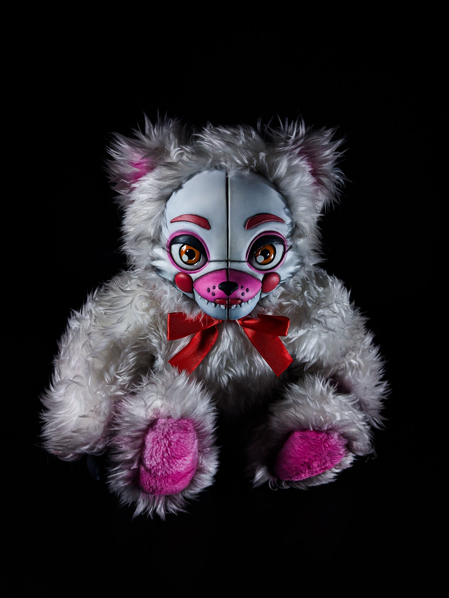 Funtime Foxy: FREDBEARZ - Five Nights at Freddy's Inspired CRYPTCRITZ