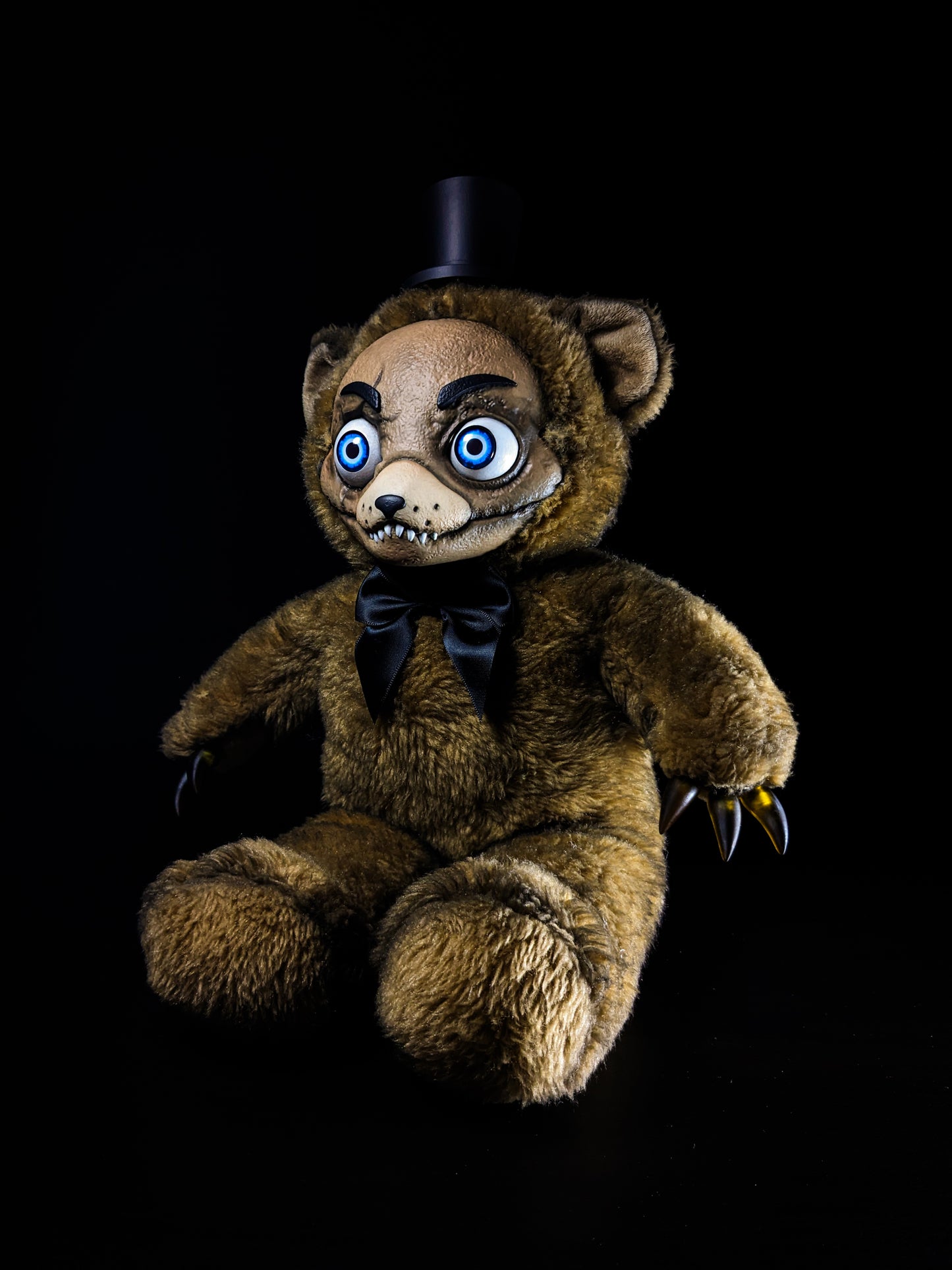 Withered Freddy: FREDBEARZ - Five Nights at Freddy's Inspired CRYPTCRITZ
