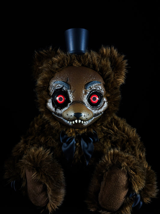 Nightmare Freddy: FREDBEARZ - Five Nights at Freddy's Inspired CRYPTCRITZ