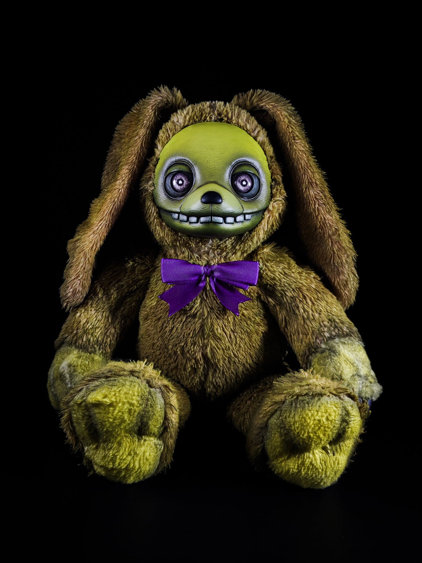 Withered Spring Bonnie: FREDBEARZ - Five Nights at Freddy's Inspired CRYPTCRITZ