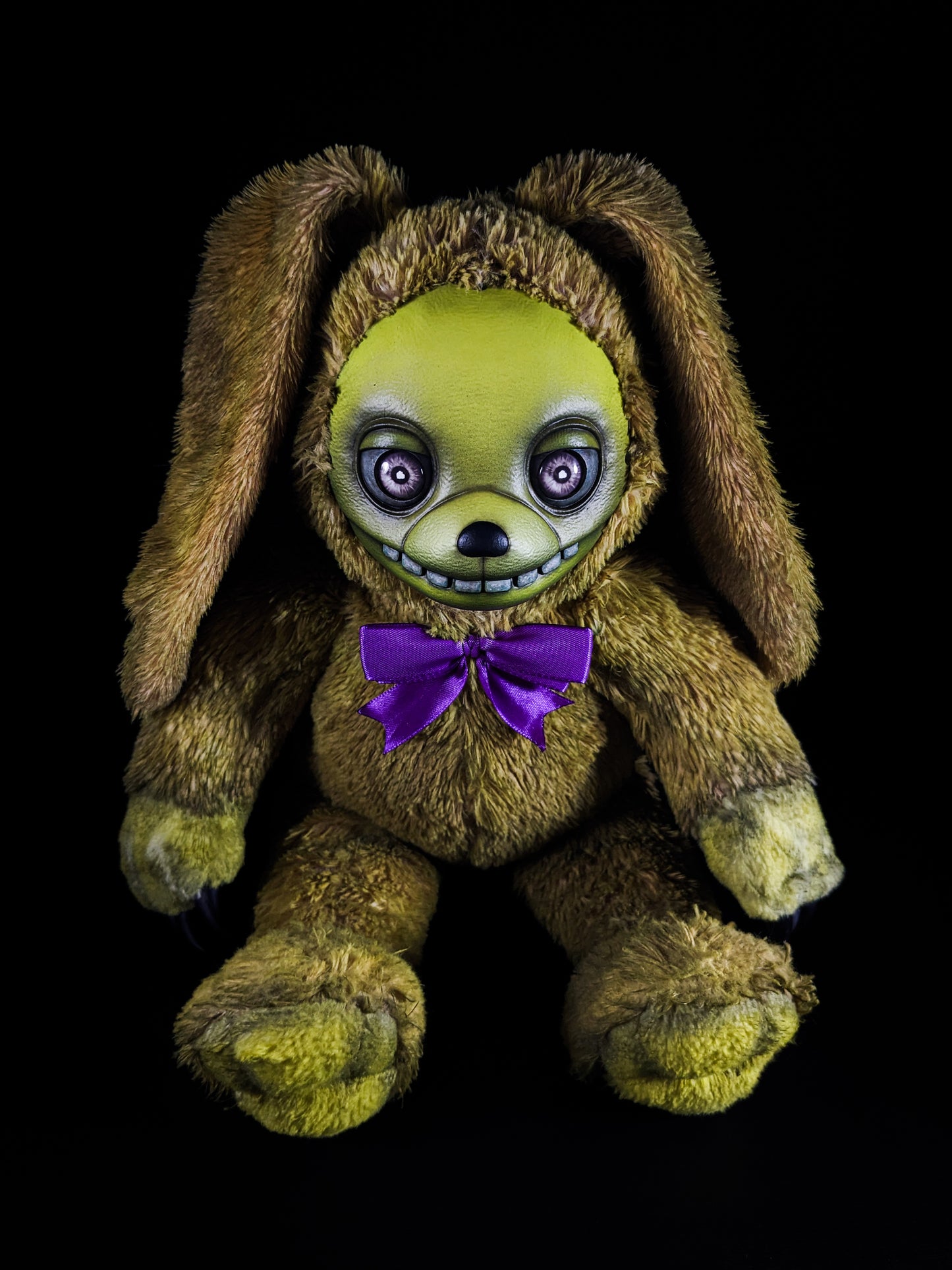 Withered Spring Bonnie: FREDBEARZ - Five Nights at Freddy's Inspired CRYPTCRITZ