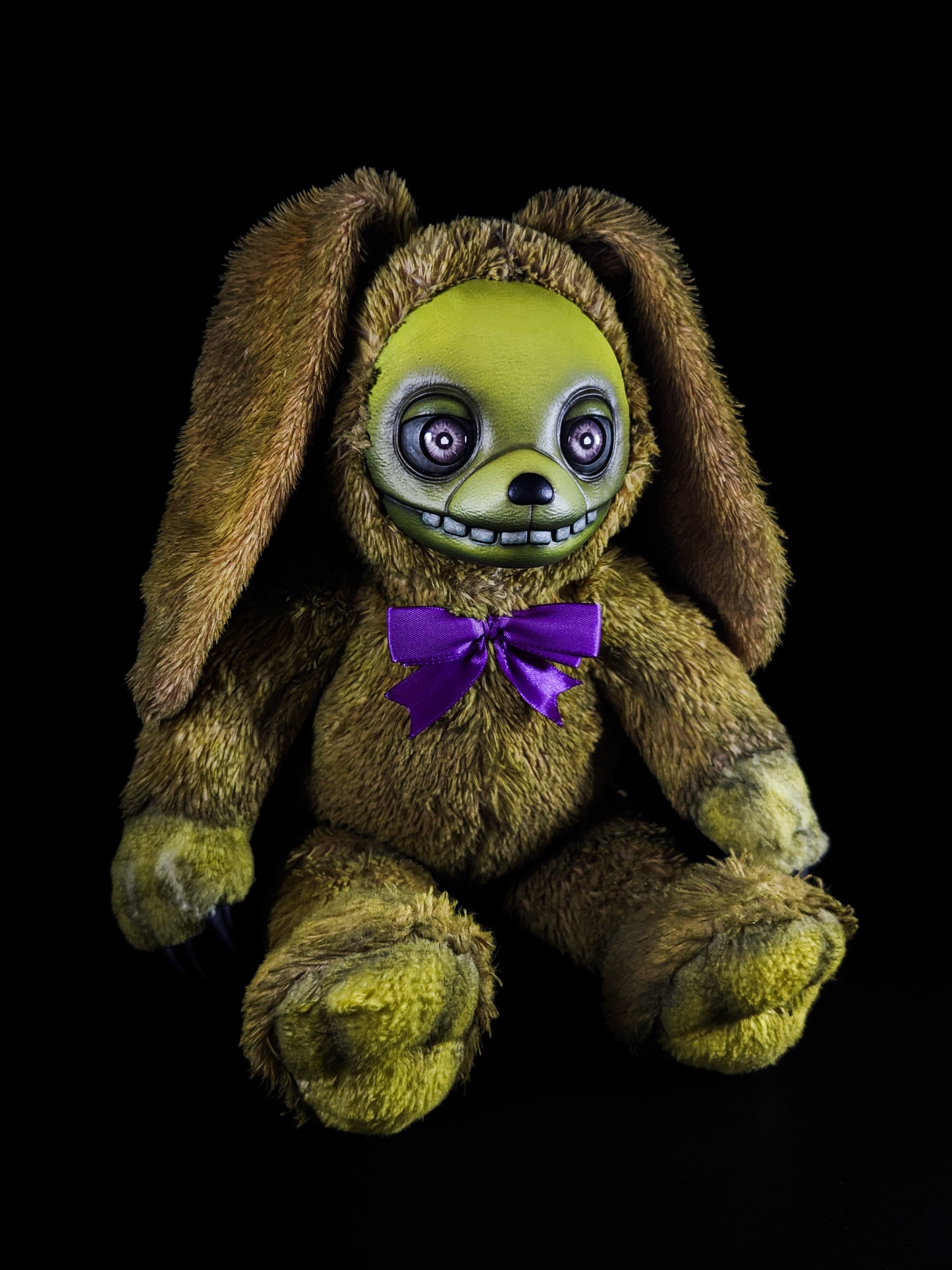 Withered Spring Bonnie: FREDBEARZ - Five Nights at Freddy's Inspired CRYPTCRITZ