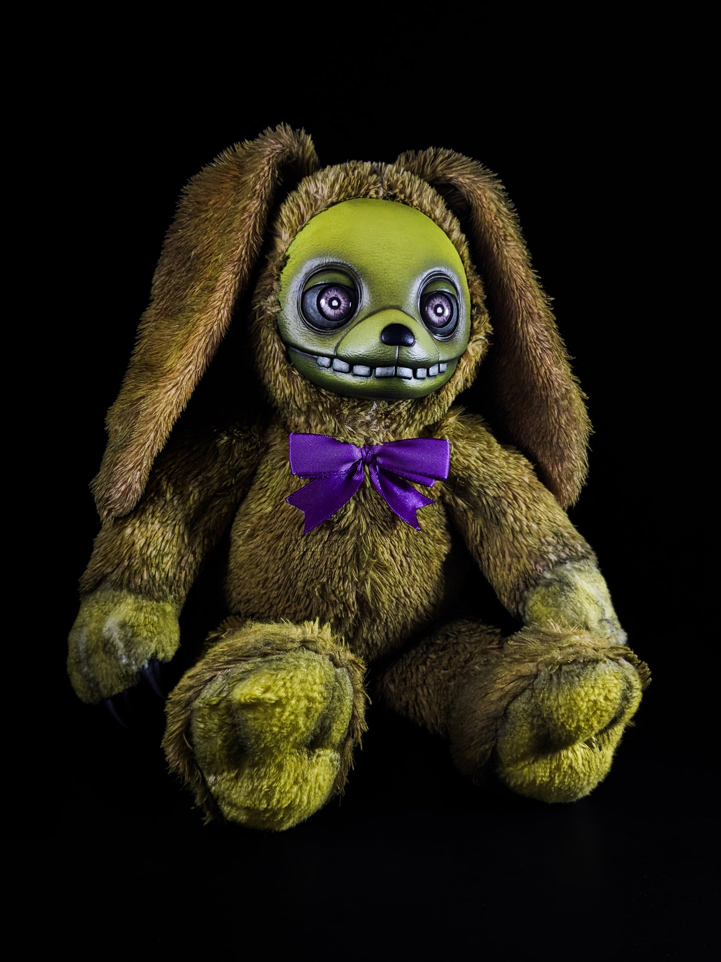 Withered Spring Bonnie: FREDBEARZ - Five Nights at Freddy's Inspired CRYPTCRITZ