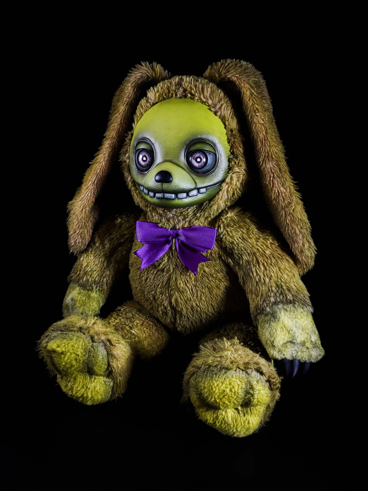 Withered Spring Bonnie: FREDBEARZ - Five Nights at Freddy's Inspired CRYPTCRITZ