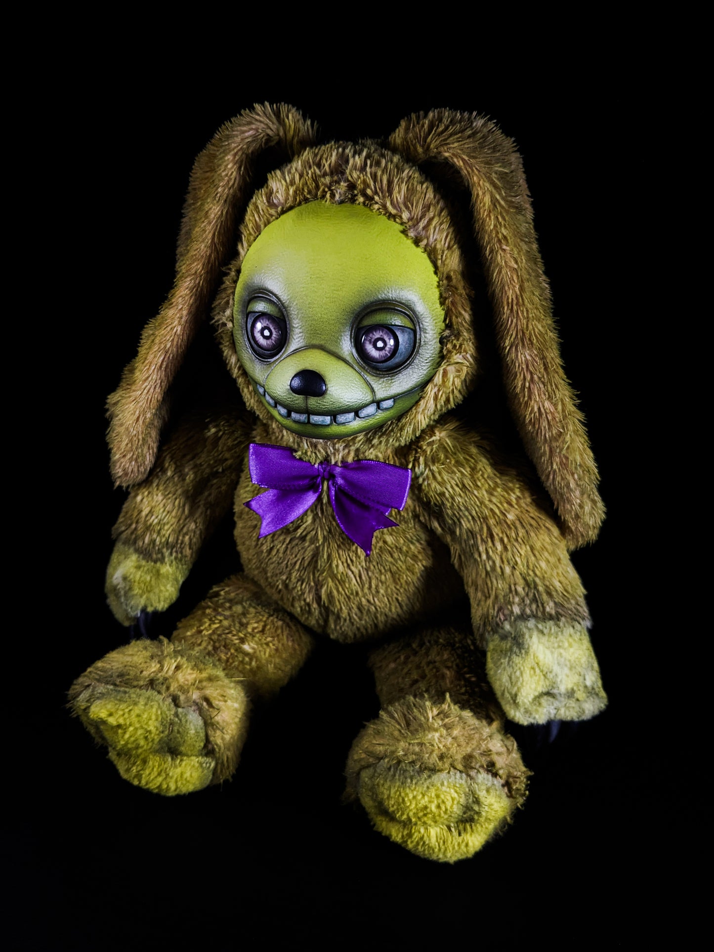 Withered Spring Bonnie: FREDBEARZ - Five Nights at Freddy's Inspired CRYPTCRITZ