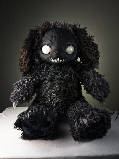 Howl (Morbid Mutt Ver.) - CRYPTCRITS Monster Art Doll Plush Toy