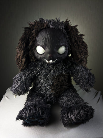 Howl (Morbid Mutt Ver.) - CRYPTCRITS Monster Art Doll Plush Toy