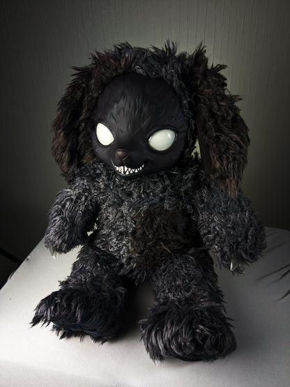 Howl (Morbid Mutt Ver.) - CRYPTCRITS Monster Art Doll Plush Toy