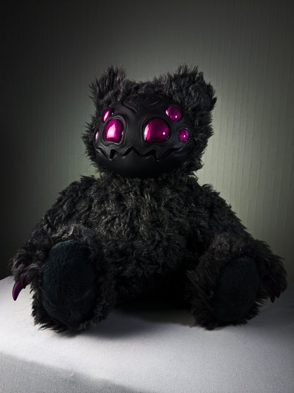 Arakobe (Silk Shadow Ver.) - CRYPTCRITS Monster Art Doll Plush Toy