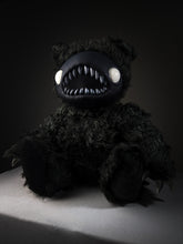 Load image into Gallery viewer, Skree (Adorable Anxiety Ver.) - CRYPTCRITS Monster Art Doll Plush Toy
