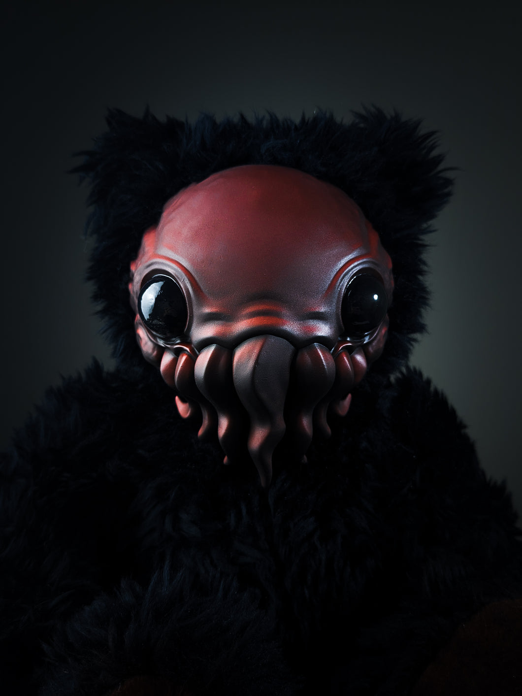 Eldinuth (Crimson Cthulhu Ver.) - CRYPTCRITS Monster Art Doll Plush Toy