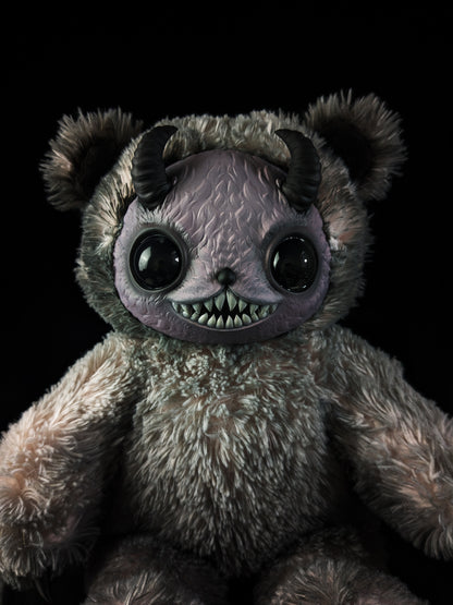 Yukigen (Lilac Leech Ver.) - CRYPTCRITS Monster Art Doll Plush Toy