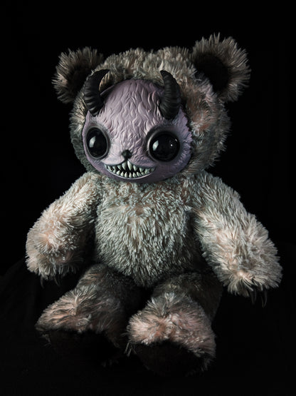 Yukigen (Lilac Leech Ver.) - CRYPTCRITS Monster Art Doll Plush Toy