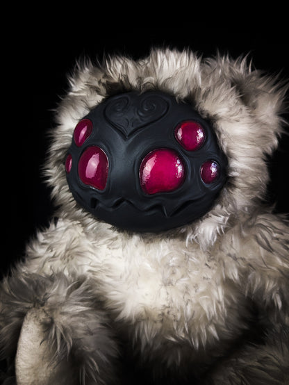 Arakobe (White Wanderer Ver.) - CRYPTCRITS Monster Art Doll Plush Toy