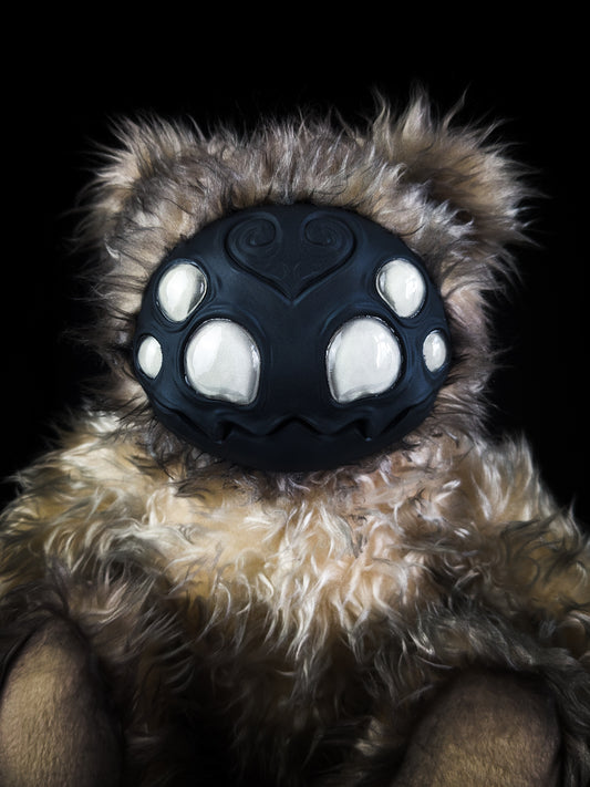 Arakobe (Collapsing Star Ver.) - CRYPTCRITS Monster Art Doll Plush Toy