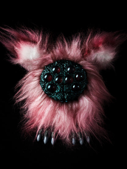Svinknid - Custom Electronic Furby Spider Art Doll Plush Toy