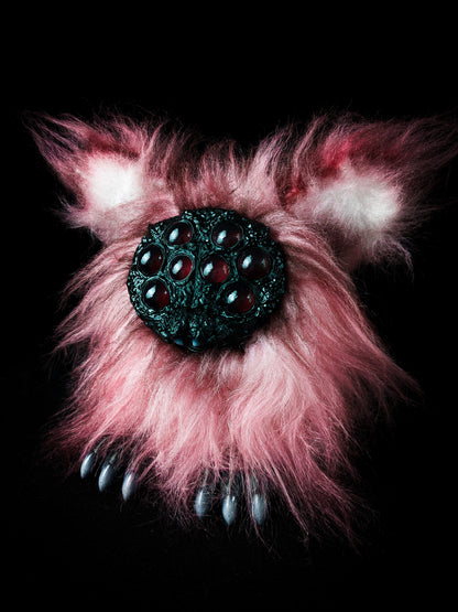 Svinknid - Custom Electronic Furby Spider Art Doll Plush Toy