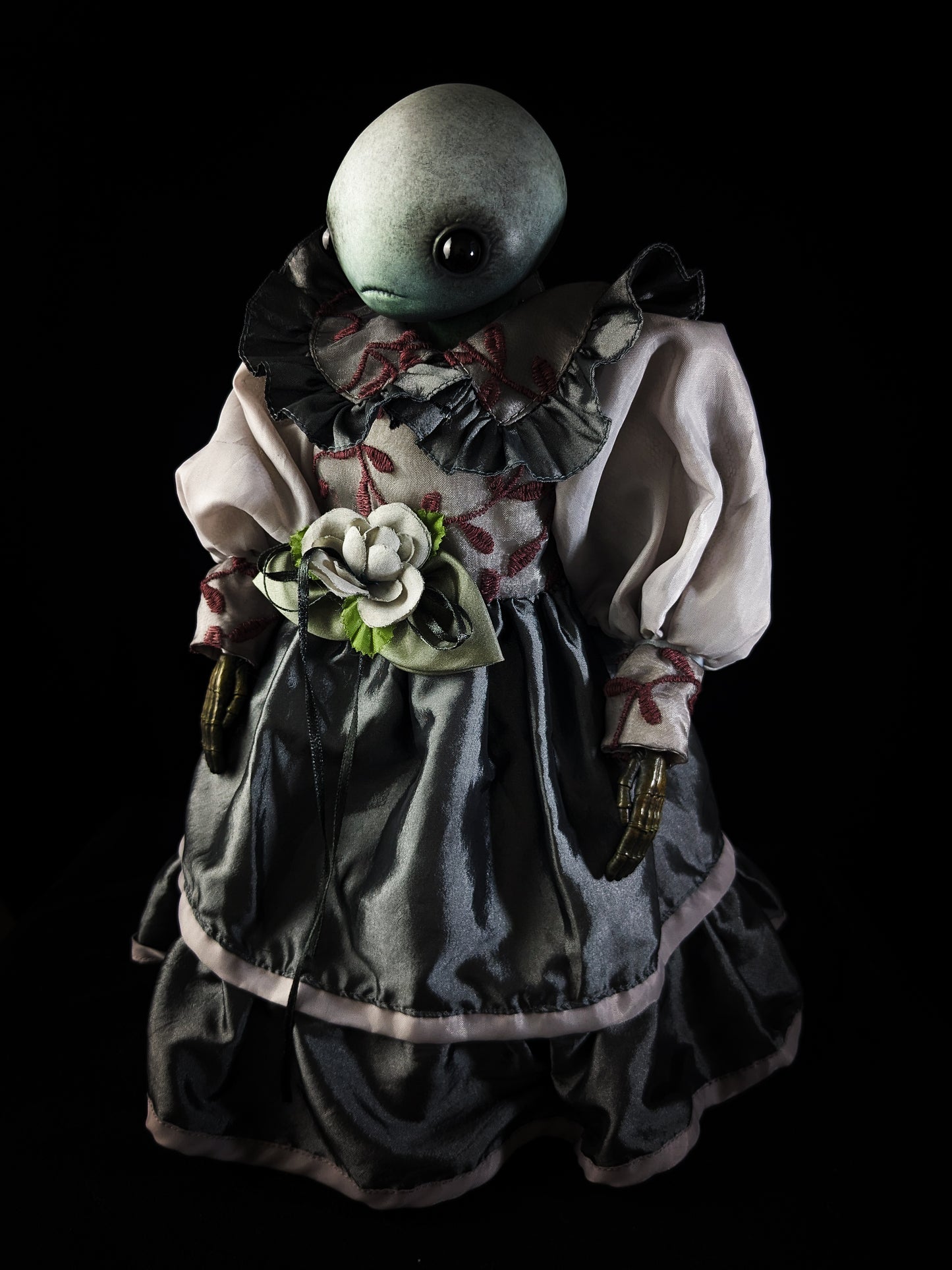 Depression Dolls: TOLKASULK - Handmade Posable Gothic Art Doll for Enigmatic Souls