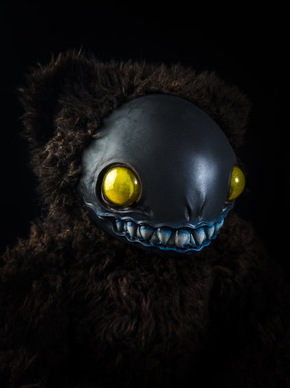 Celestial Charm: FRIEND - CRYPTCRITZ Handcrafted Alien Art Doll Plush Toy for Cosmic Dreamers