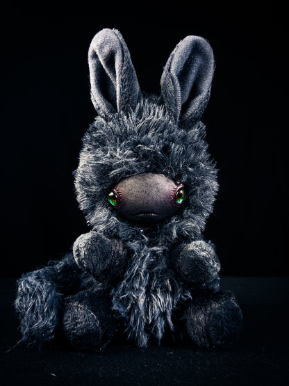 LIMEBERRY - MINICRITS Cryptid Art Doll Plush Toy