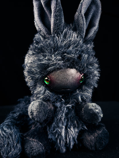 LIMEBERRY - MINICRITS Cryptid Art Doll Plush Toy