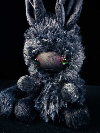 LIMEBERRY - MINICRITS Cryptid Art Doll Plush Toy