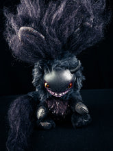 Load image into Gallery viewer, MUNCHKILL - MINICRITS Cryptid Art Doll Plush Toy
