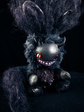 Load image into Gallery viewer, MUNCHKILL - MINICRITS Cryptid Art Doll Plush Toy
