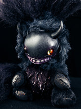 Load image into Gallery viewer, MUNCHKILL - MINICRITS Cryptid Art Doll Plush Toy
