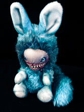 Load image into Gallery viewer, SICKLEPOP - MINICRITS Cryptid Art Doll Plush Toy
