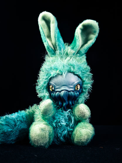 NEOTHUN - MINICRITS Cryptid Art Doll Plush Toy