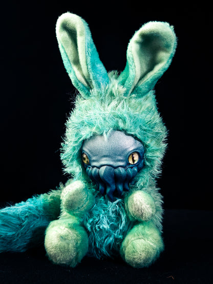 NEOTHUN - MINICRITS Cryptid Art Doll Plush Toy