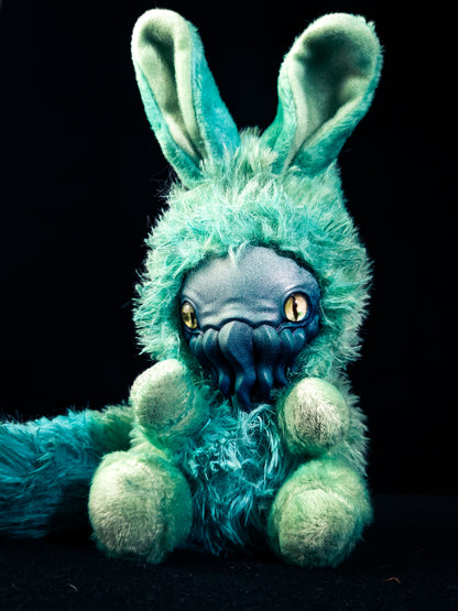 NEOTHUN - MINICRITS Cryptid Art Doll Plush Toy