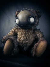 Load image into Gallery viewer, Stranger&#39;s Remains: LOCUST - CRYPTCRITS Handcrafted Gothic Creepy Art Doll Plush Toy for Soulless Husks
