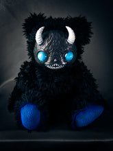 Load image into Gallery viewer, Yukigen (Mana Maniac Ver.) - CRYPTCRITZ Monster Art Doll Plush Toy
