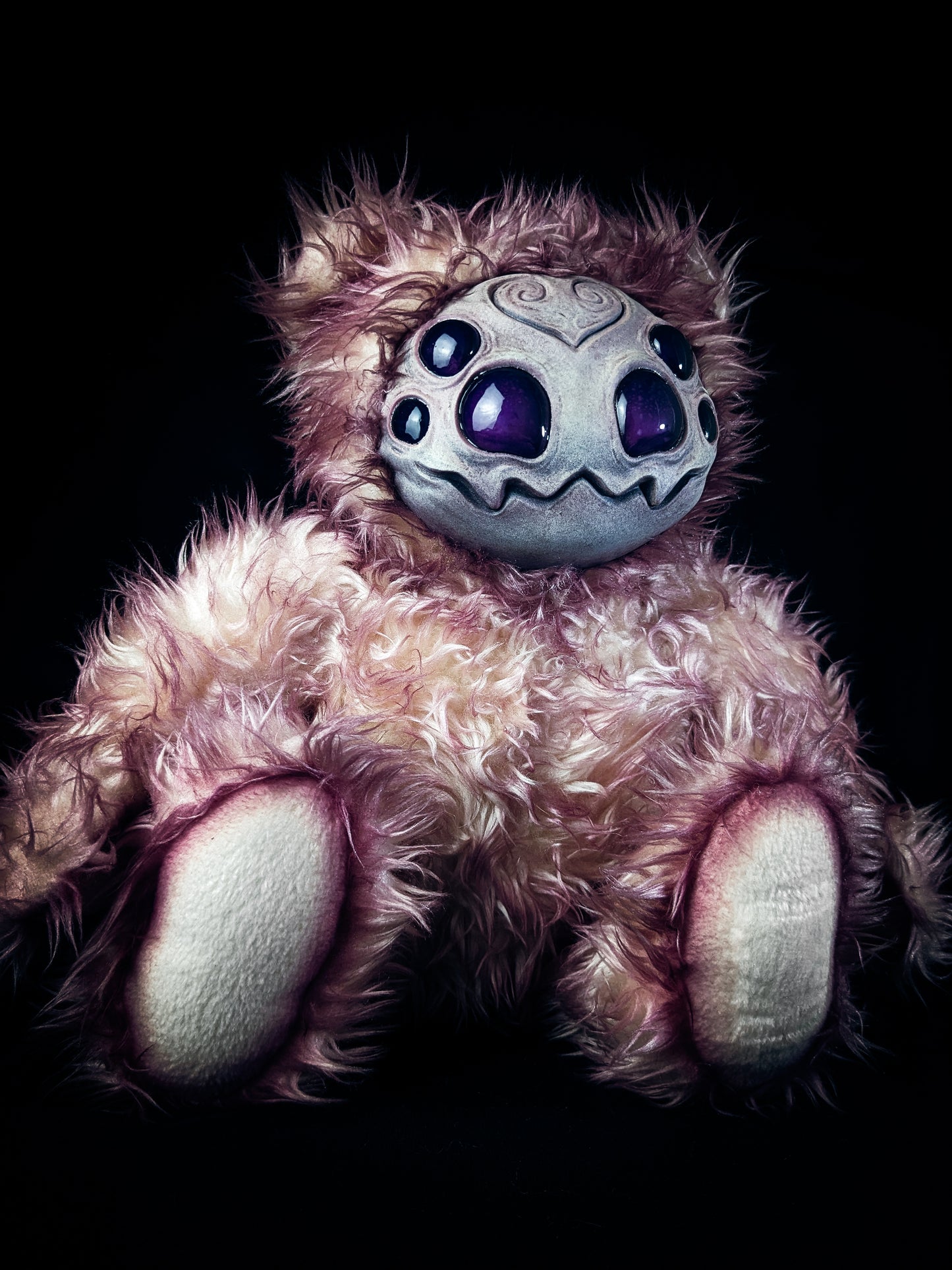 Blood-stained Arachnid: ARAKOBE - CRYPTCRITZ Handmade Plush Toy Art Doll for Art Enthusiasts