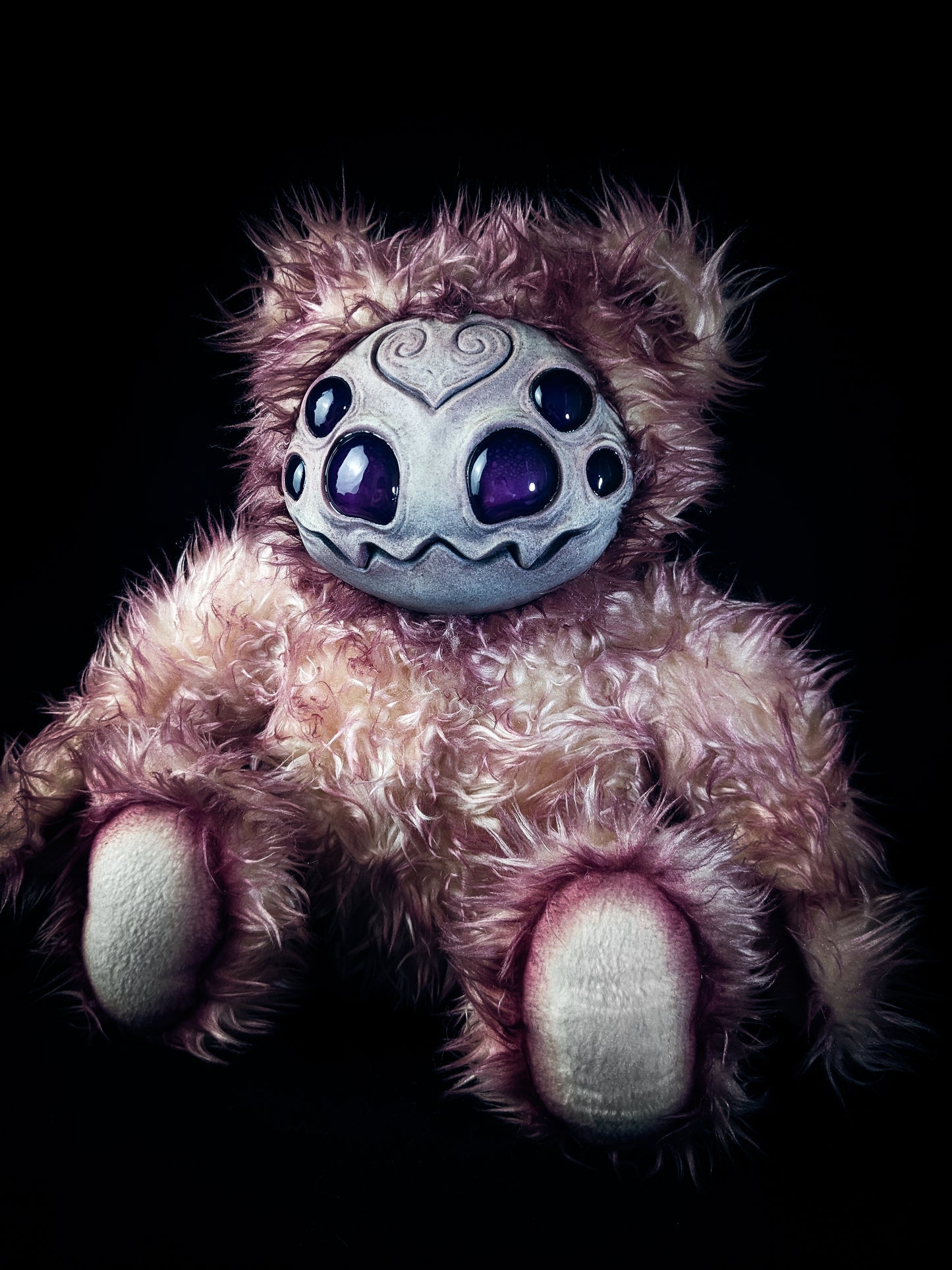 Blood-stained Arachnid: ARAKOBE - CRYPTCRITZ Handmade Plush Toy Art Doll for Art Enthusiasts