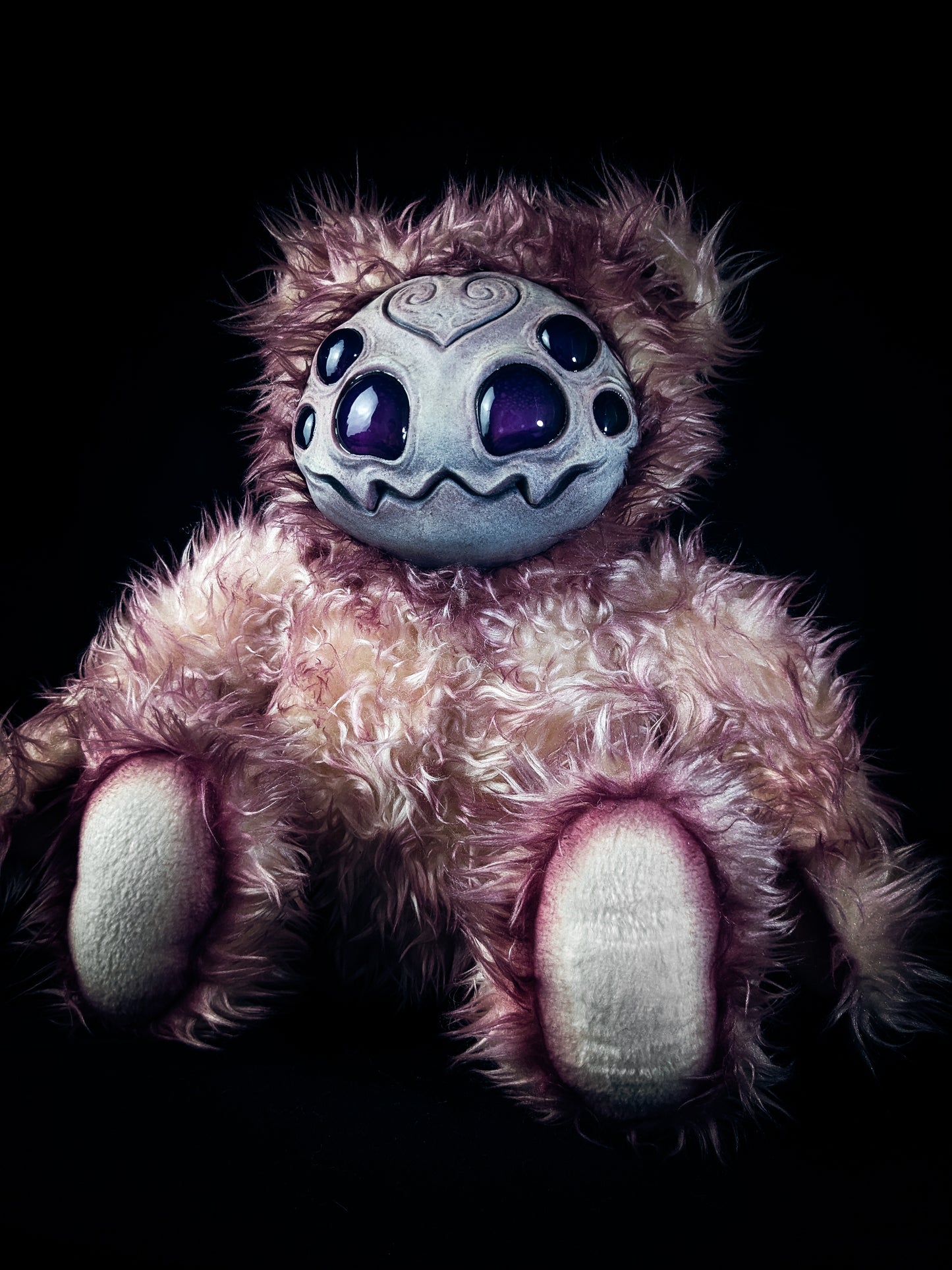 Blood-stained Arachnid: ARAKOBE - CRYPTCRITZ Handmade Plush Toy Art Doll for Art Enthusiasts