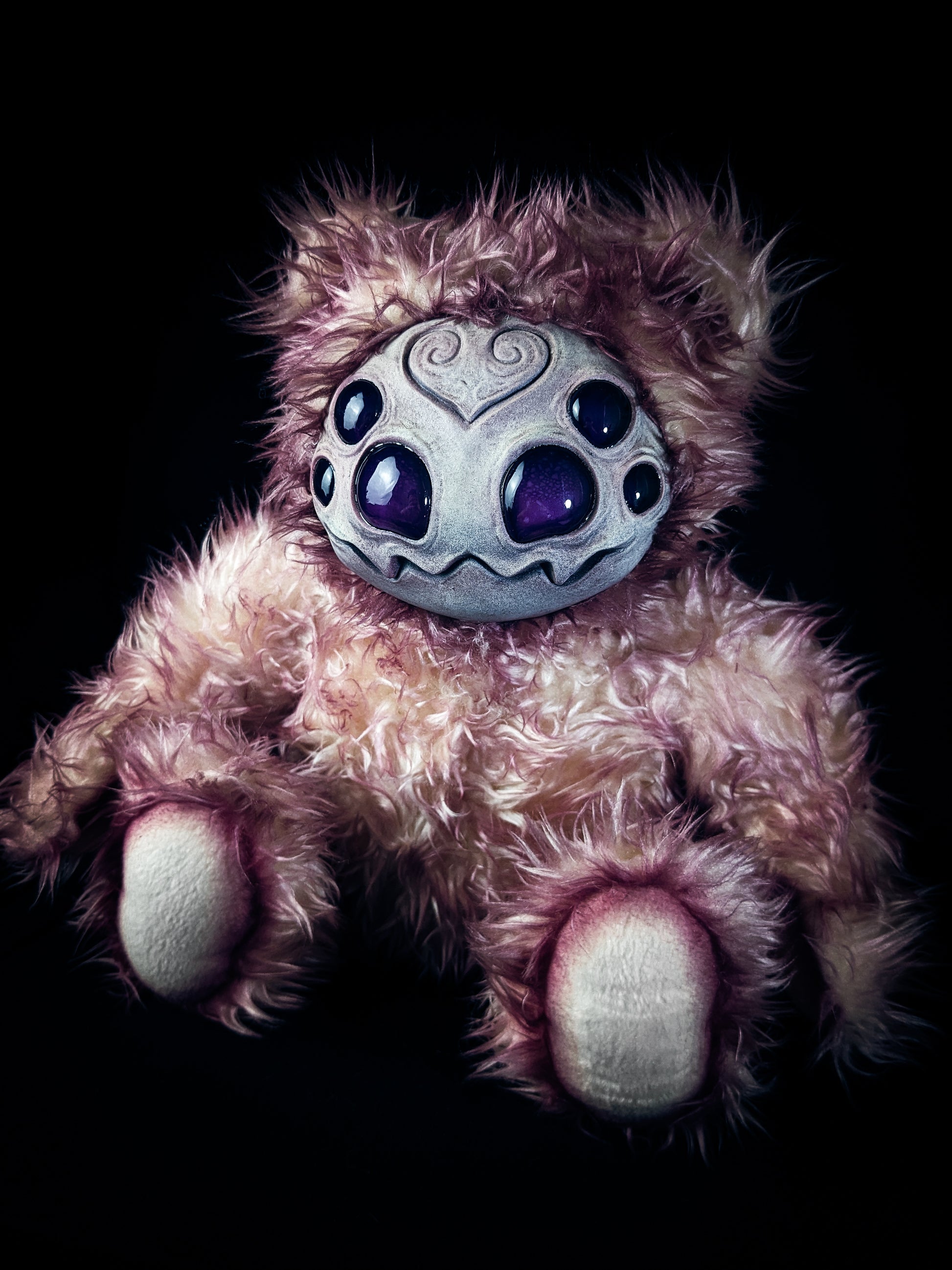 Blood-stained Arachnid: ARAKOBE - CRYPTCRITZ Handmade Plush Toy Art Doll for Art Enthusiasts