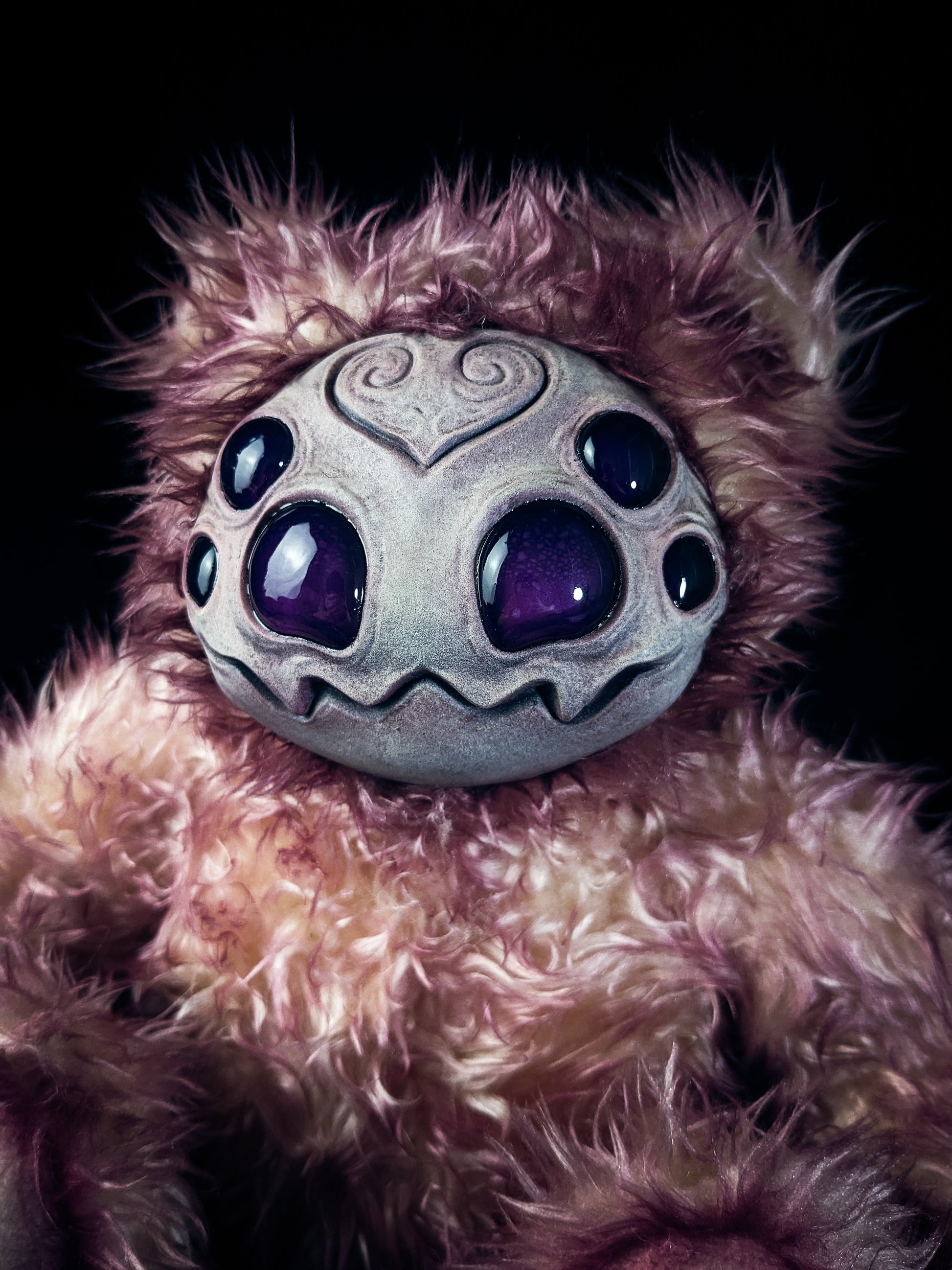 Blood-stained Arachnid: ARAKOBE - CRYPTCRITZ Handmade Plush Toy Art Doll for Art Enthusiasts