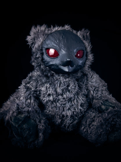 Vipal (Dark One Ver.) - CRYPTCRITZ Monster Art Doll Plush Toy