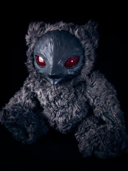 Vipal (Dark One Ver.) - CRYPTCRITZ Monster Art Doll Plush Toy