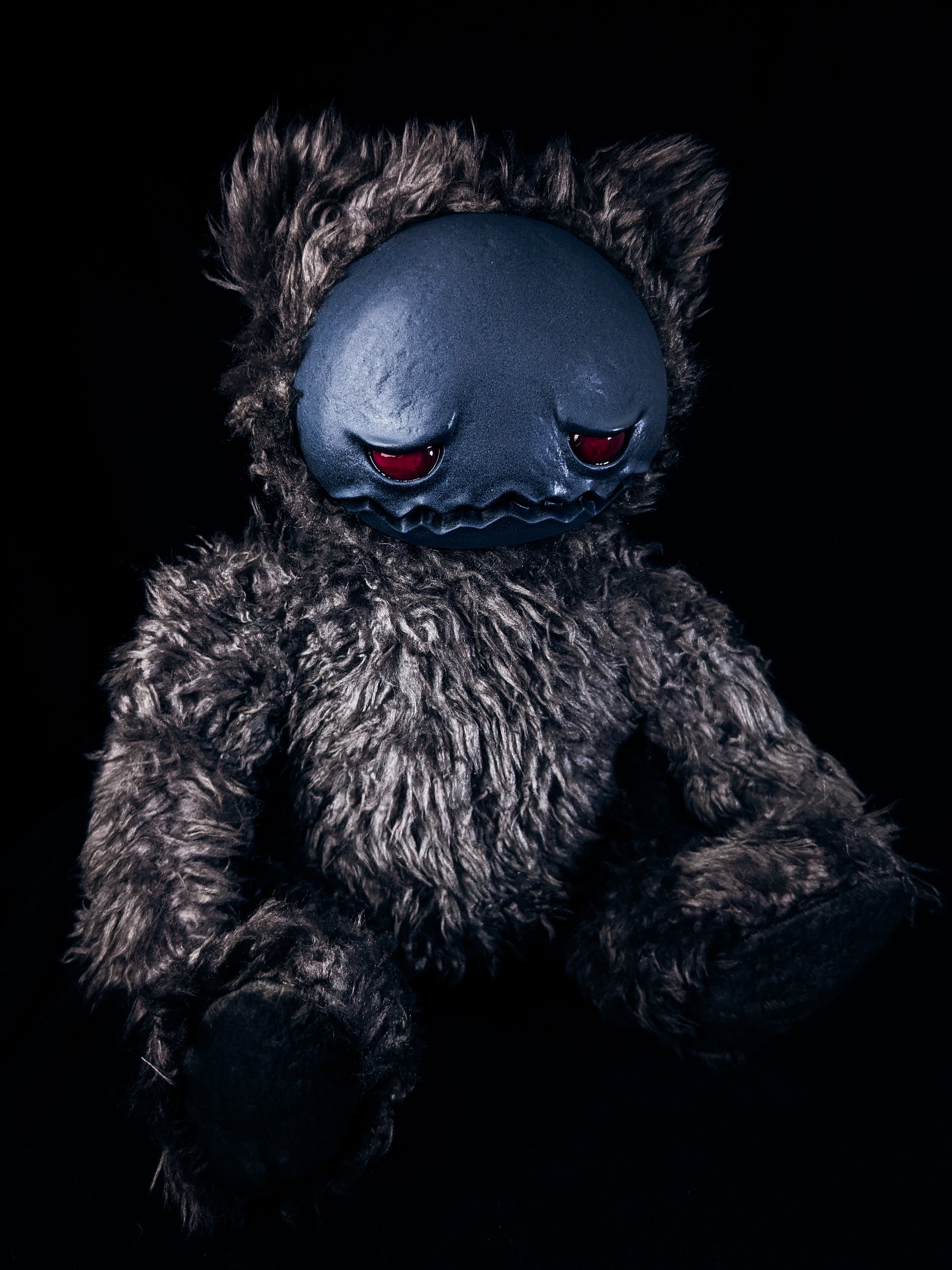 Gosia (Lost Colour Ver.) - CRYPTCRITZ Monster Art Doll Plush Toy