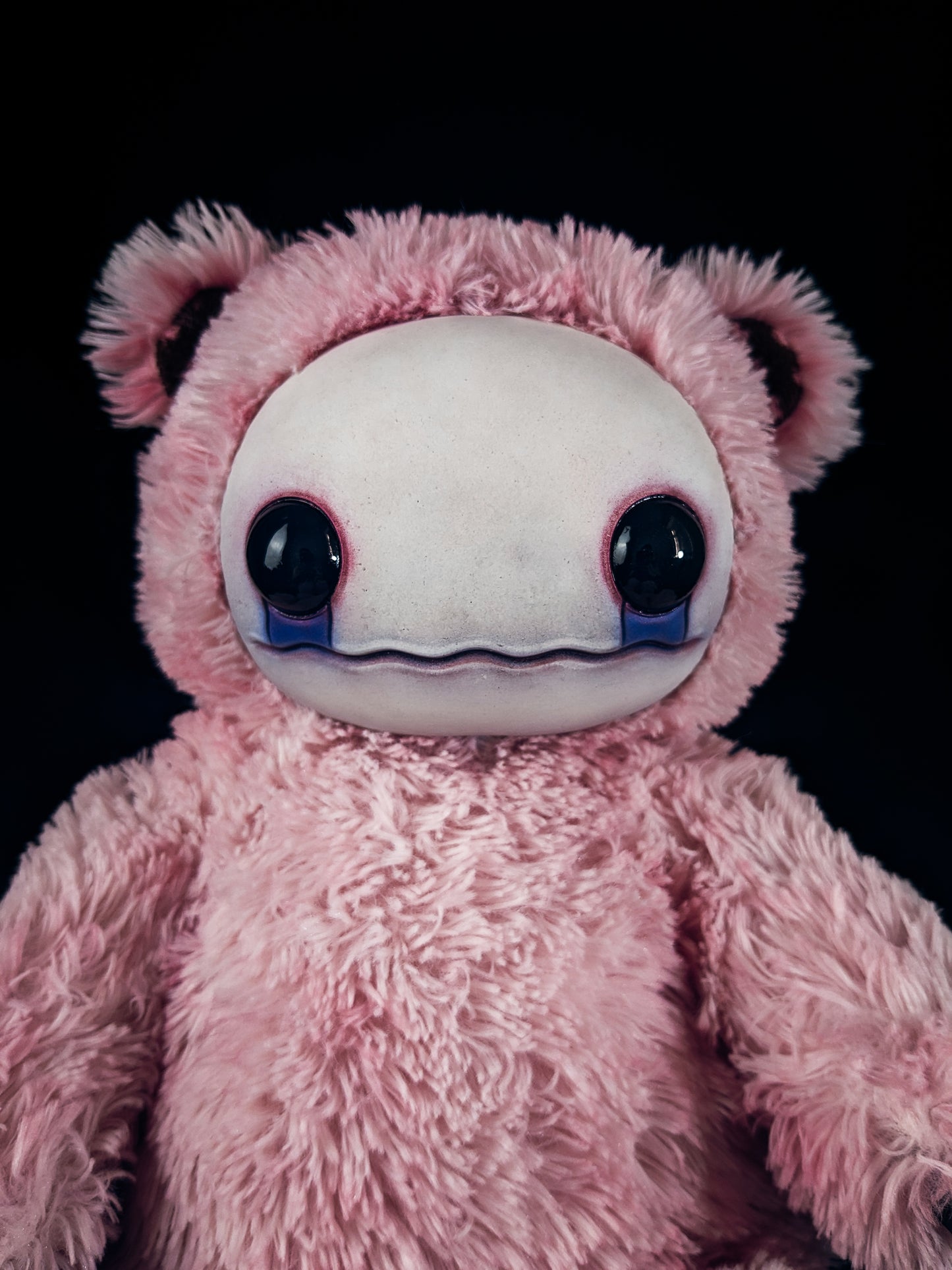 Fuzzy Furrington (Pink Inferno Ver.) - CRYPTCRITZ Monster Art Doll Plush Toy